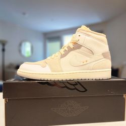 Nike Air Jordan 1 Mid