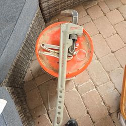 Milwaukee pipe wrench