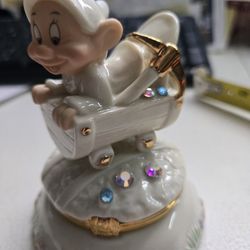 Snow White DOPEY Lenox collection