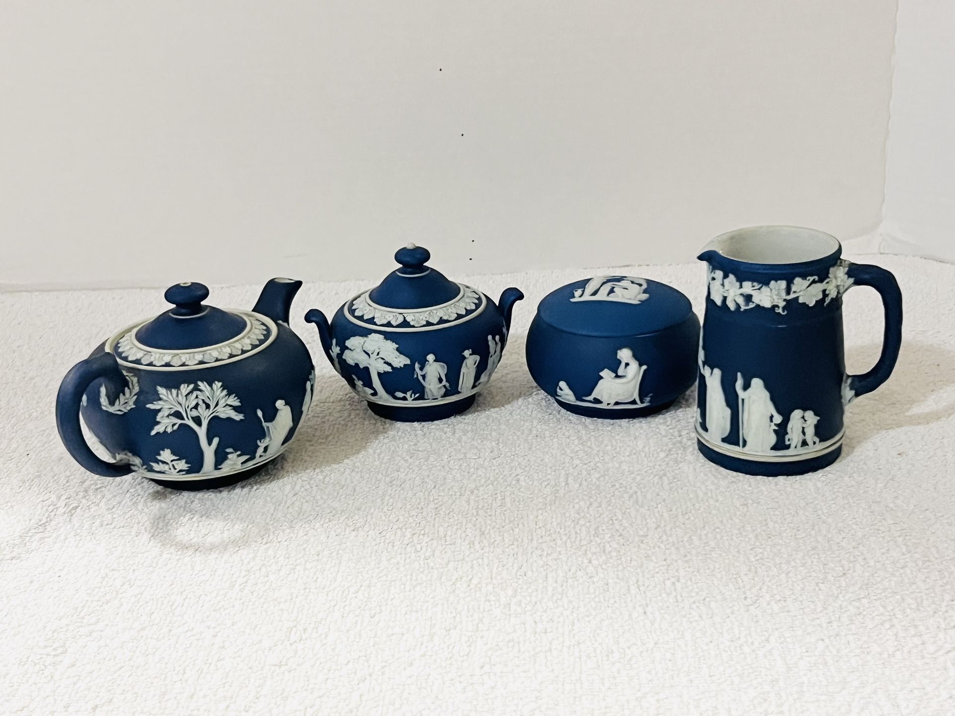 4 piece vintage Wedgewood/ England dark blue neoclassical porcelain jasperware-all marked