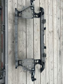 2018-2020 Hyundai Genesis G80 Radiator Support 