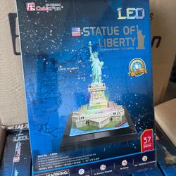 3D Statue of Liberty Puzzle – LED Light