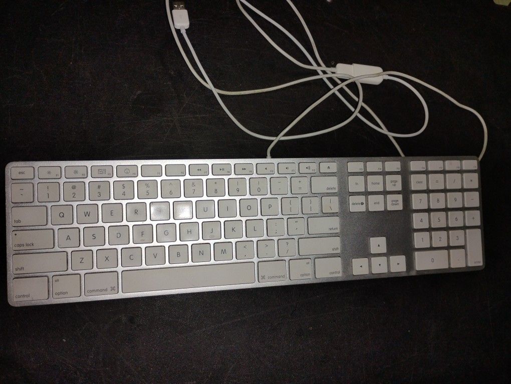 Apple USB Keyboard Desktop Computer Wired Windows MAC Imac