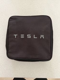 Tesla Mobile Charger - Carry Bag (240v)