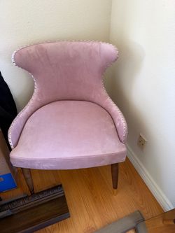 chair vanity