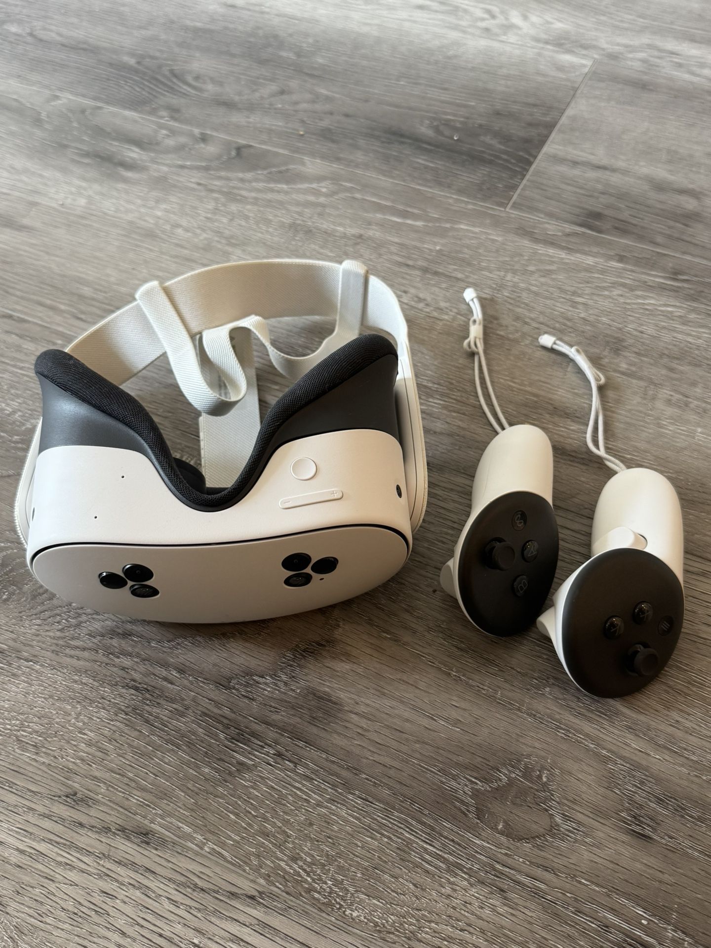 Meta Quest 3S 128GB All-In-One Virtual Reality Headset