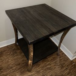 Rooms To Go End Table