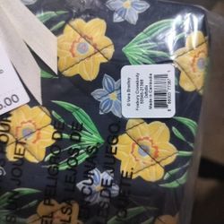 Brand New Never Used Vera Bradley Purse