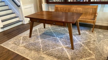 Exquisite solid wood table