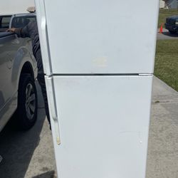 White Refrigerator Ge