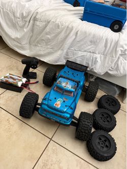 Arrma notorious 6s Rc pretty fast