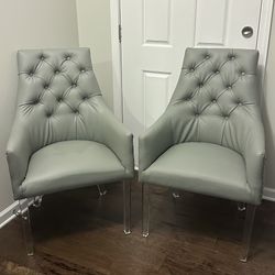 Set of 2 Inspired Home Gray Faux Leather Tufted Arm Chairs with Clear Acrylic Legs