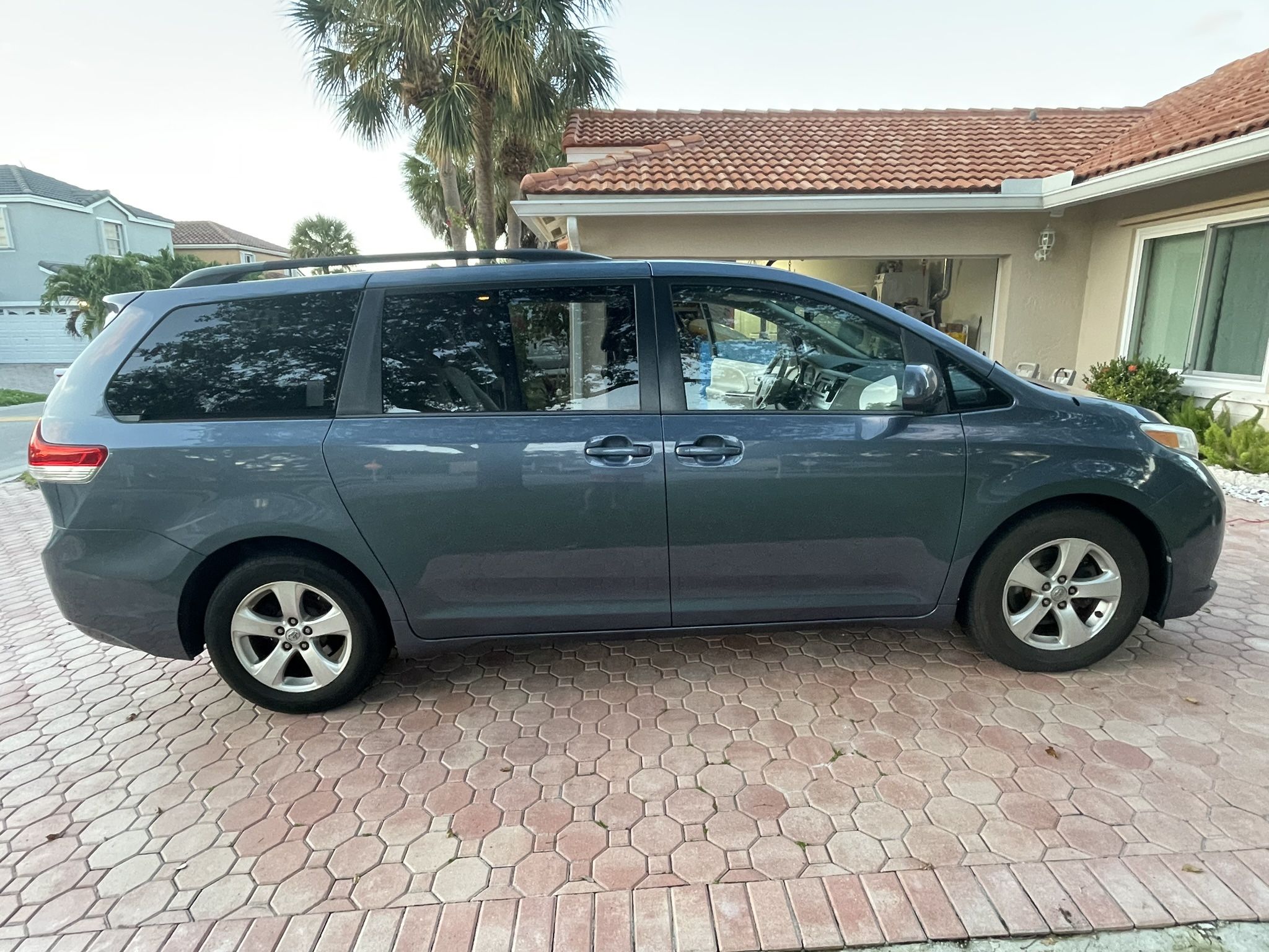 2013 Toyota Sienna