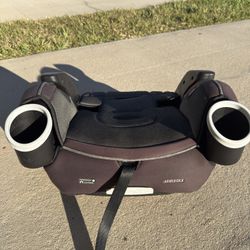 For sale: GRACO car seat.