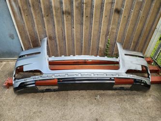 2022-2024 Lincoln Navigator Front Bumper Used Oem