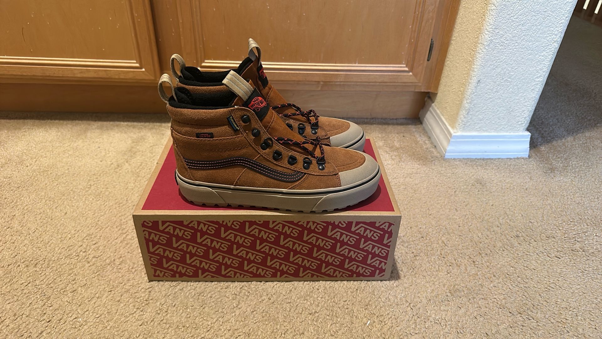 Vans Sk8-Hi Dr Waterproof, Men’s Size: 8.5