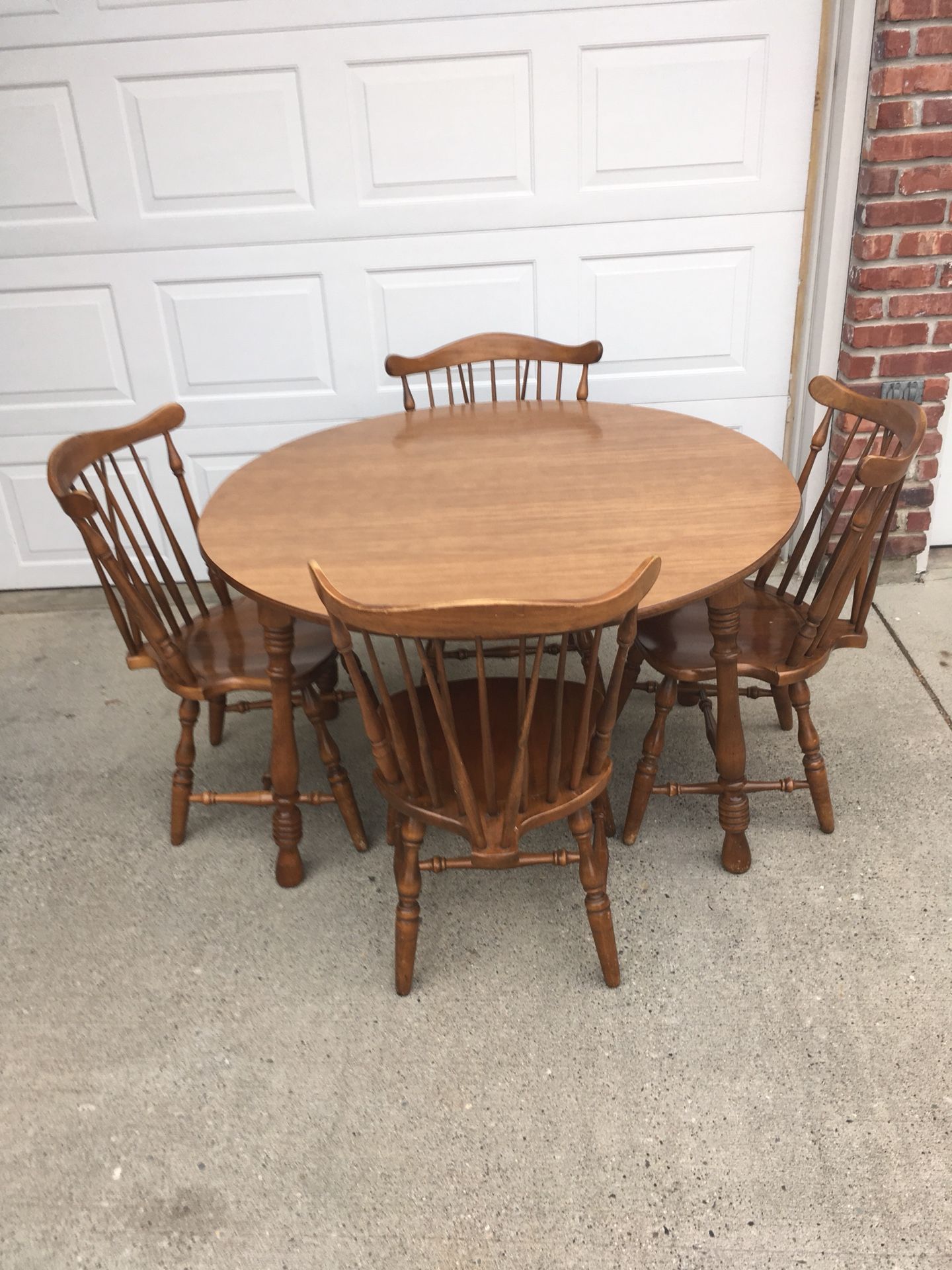 Maple Drop Leaf Table & 4 Chairs