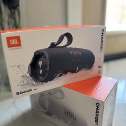 JBL Charge 6 