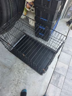 Small/medium dog cage/crate