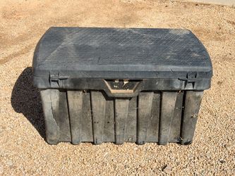 Contico 50 Gallon Resin Portable Toolbox (LxWxH: 22” x 36” x 21”)