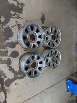 2006 Ford super duty King Ranch 17 inch wheels