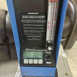 Máquina Nueva De Ozono En Su Maleta