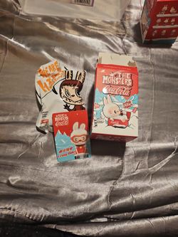 THE MONSTERS COCA COLA