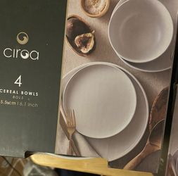 Ciroa Home Stoneware Dinner Plates And Bowls