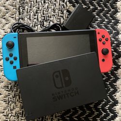 Nintendo Switch 