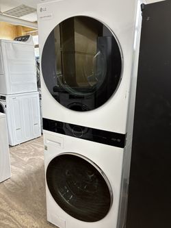LG LAUNDRY CENTER GAS 27”