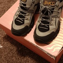Gucci Flashtrek Sneaker
