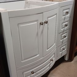 SALE🔥 36" Bathroom Vanities In Different Styles And Sizes, Starting From $180 And UP!