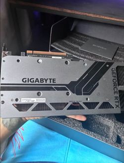 Windforce V2 GeForce RTX 4090 24GB  - Excellent condition
