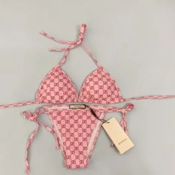 WOMEN'S ELEGANT SWIMSUIT SMALL OR MEDIUM AVAILABLE