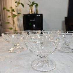 VINTAGE LUMINARC ICE CREAM CUPS 6