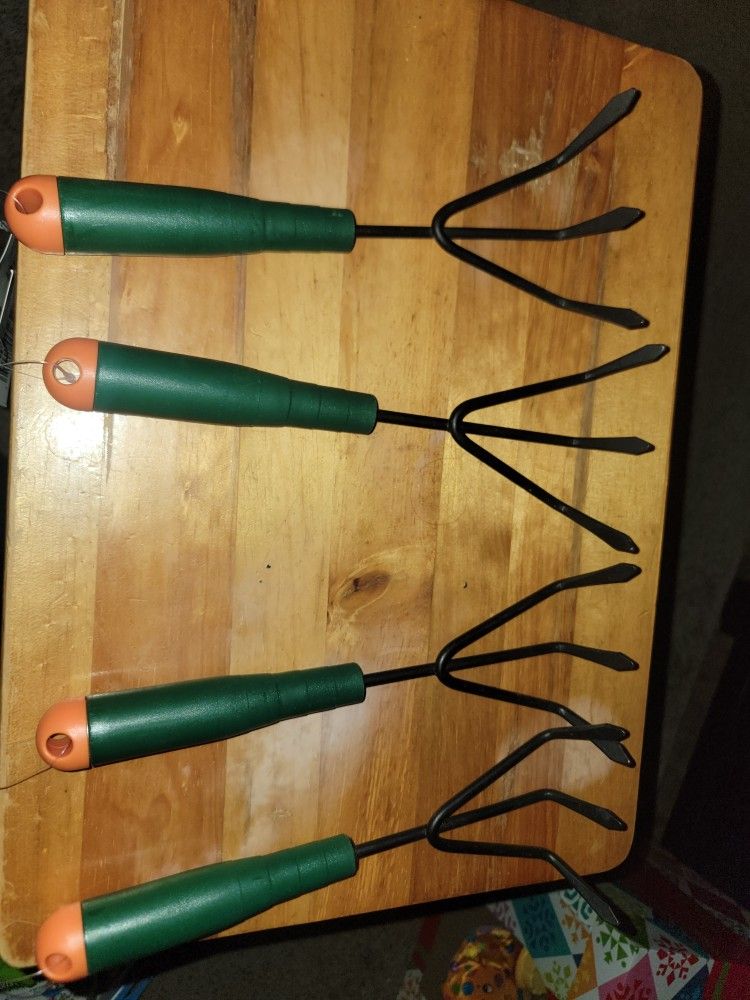 💥 NEW 4 HAND CULTIVATORS ONE PRICE