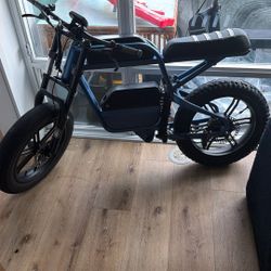 Revv1 E-bike 