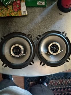 Pioneer TS-G1342R 5-1/4 inch speakers