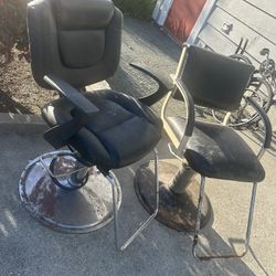 Barbers Chair/ Hair cutting Chair 