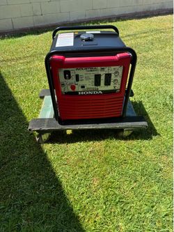 HONDA INDUSTRIAL…EB2800i…20 hrs… only, like new $950