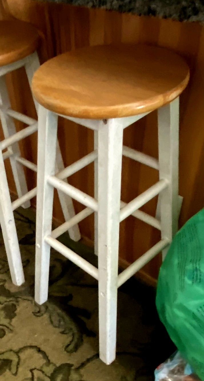 28" high wood stool