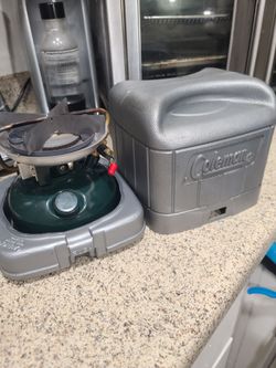 Coleman 1991 Single burner camp stove.