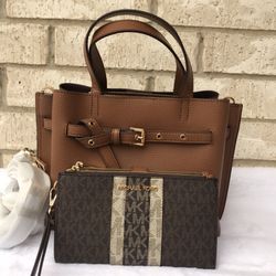Michael Kors Purse And Wallet 