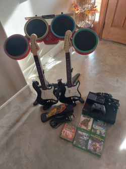 Ultimate Rock Band 4 Xbox Bundle Rockband Guitar Hero