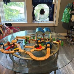 Train Set Wooden ( ToyrUs)