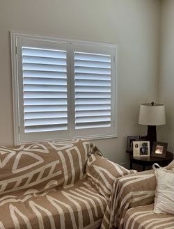 Real Wood Shutters | Plantation Shutters | Interior Window Shutters | High Quality | Basswood | Shutter Blinds | Persianas de Madera