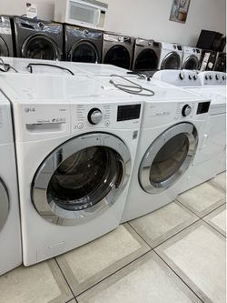 LG front load washer and gas dryer set