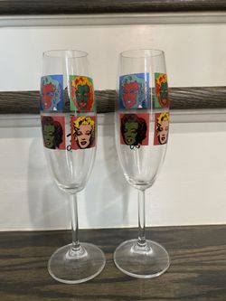 Marilyn Monroe 2 Glasses