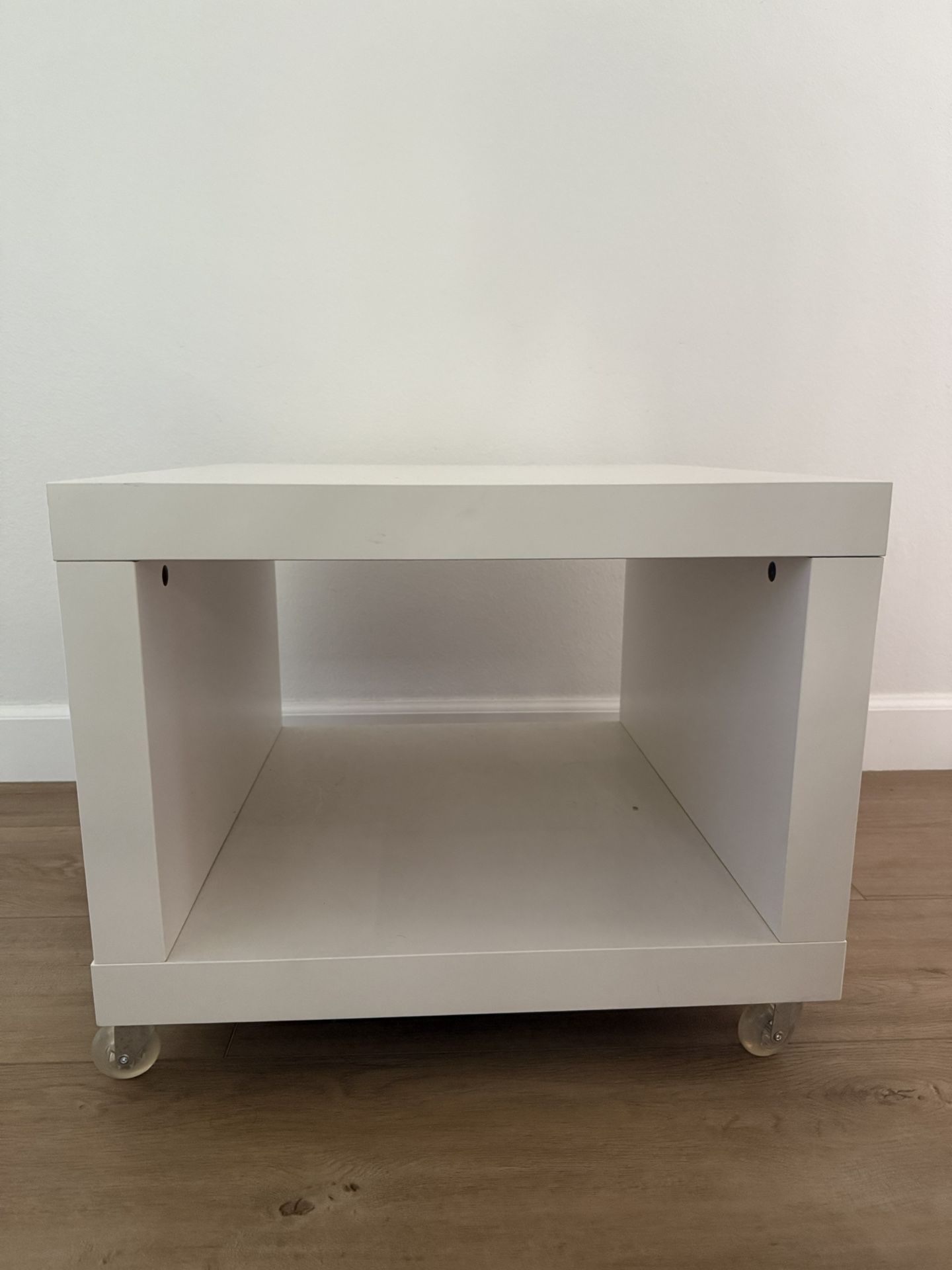 21.5” W X 21.5” D X 16.5” Side Table With Wheels