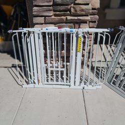 White Metal Security Gate Fences Child Pet Dog Baby Pressure Mount $20-$25 Each 5 Different Available See All Photos 